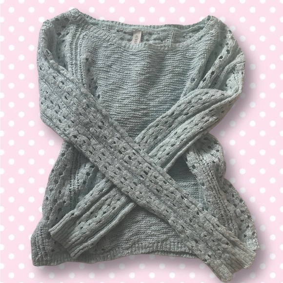 Aeropostale eyelet knit sweater 🎀🧸 - Picture 1 of 4